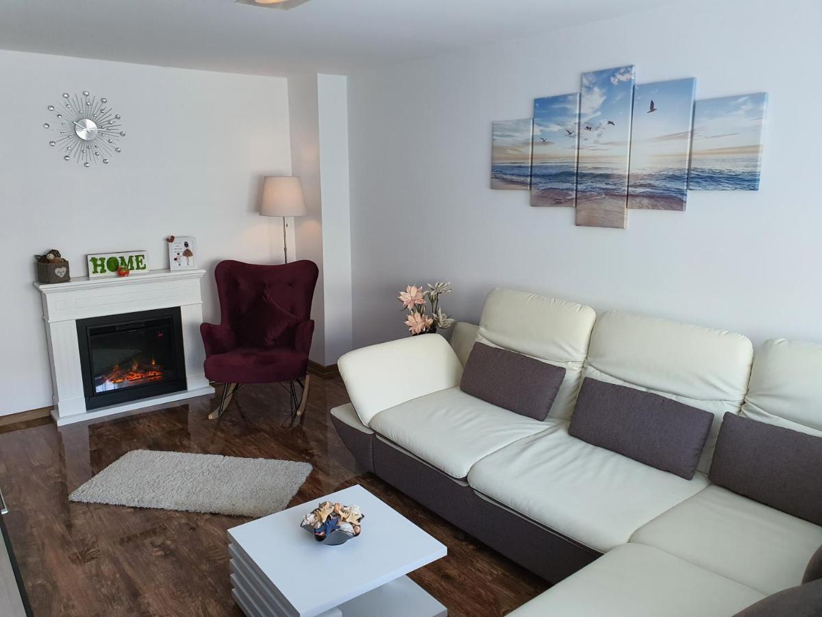 Seaside Home Apartment Мангалия Екстериор снимка